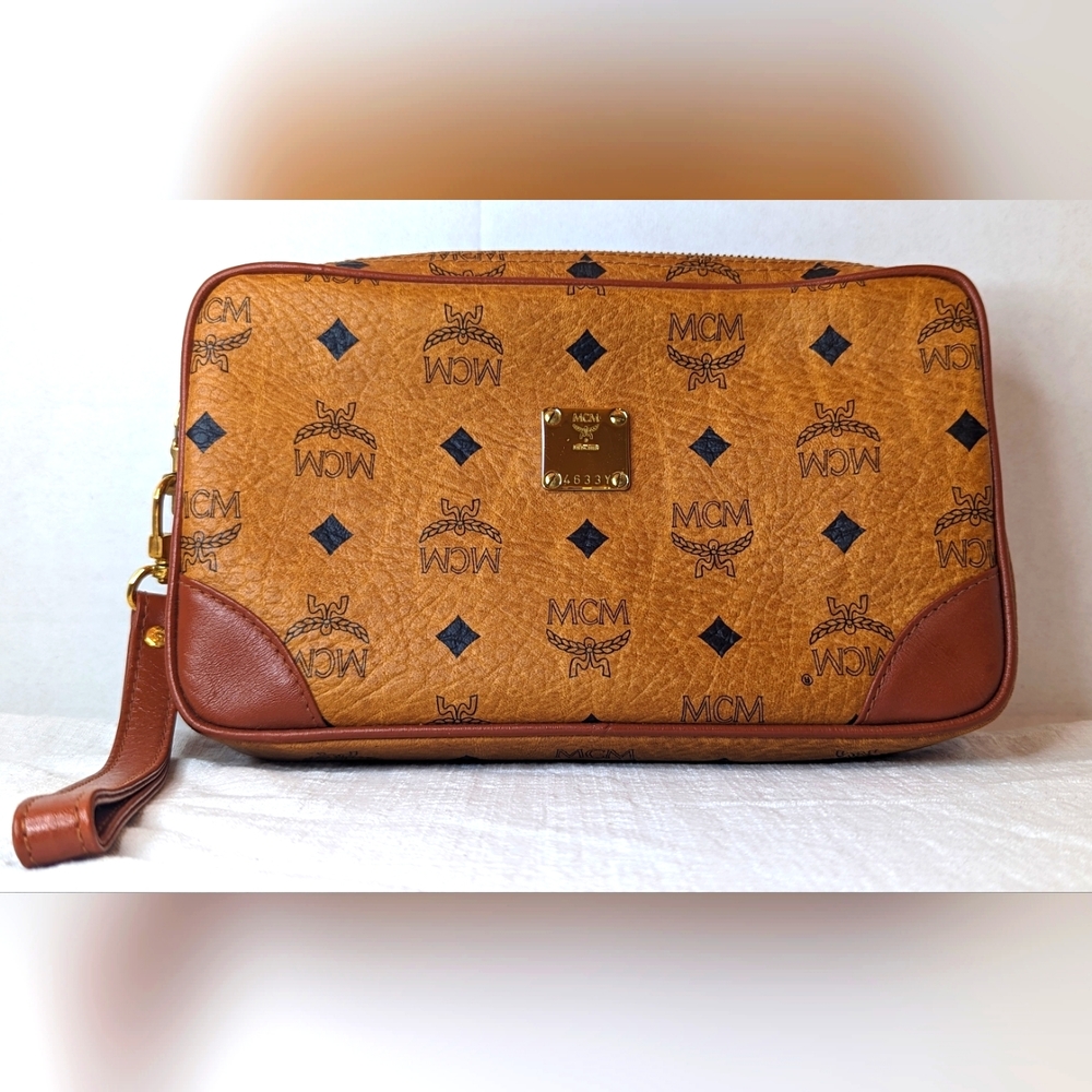 MCM BOSTON LEATHER CLUTCH BAG